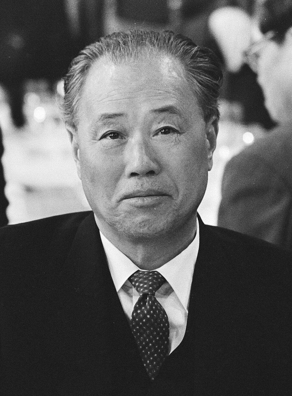 bezoek chinese premier zhao ziyang , met premier lubbers tijdens regeringsdiner, bestanddeelnr 933 3563 (cropped)